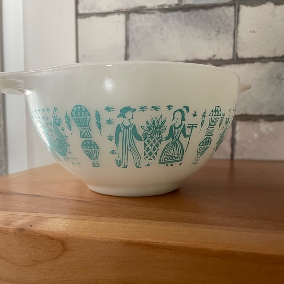 Vintage Pyrex Amish Butterprint cinderella bowl 1.5 pt, amish pyrex 441 - Picture 4 of 6